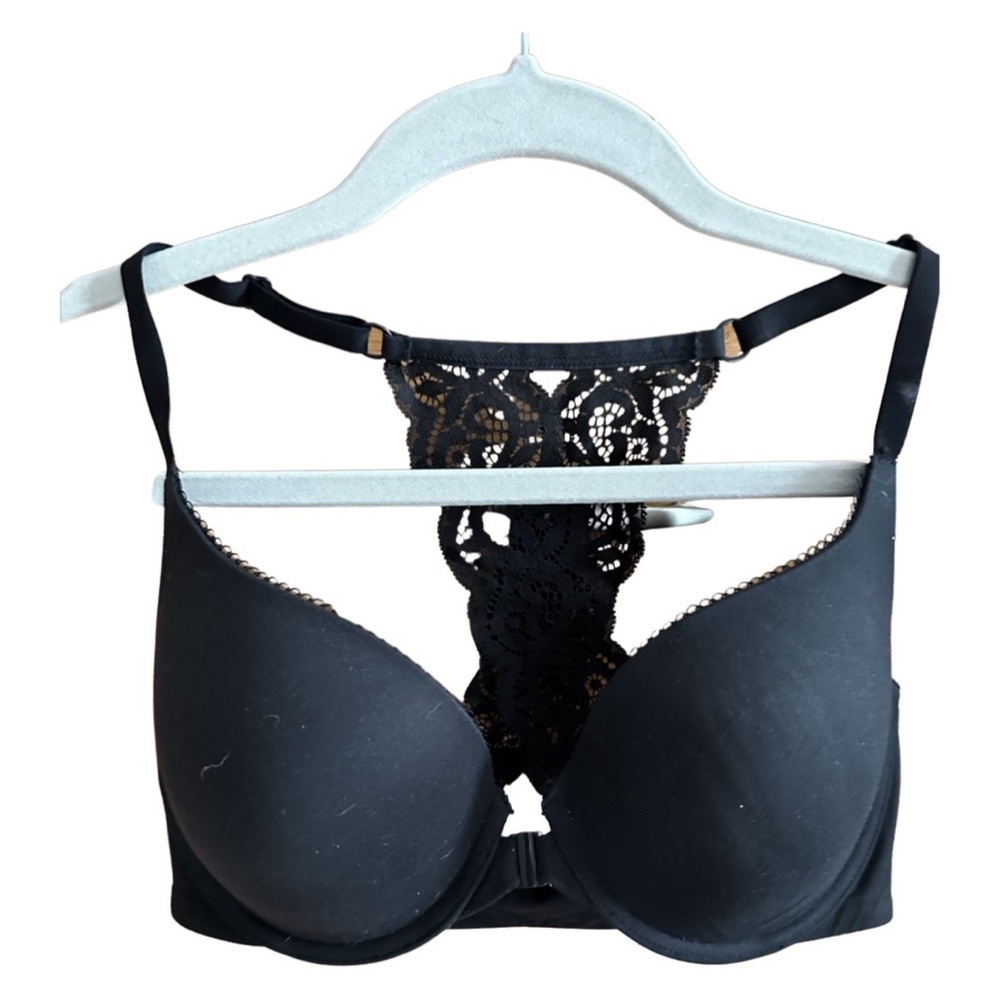 Set of 2 Victoria’s Secret Racerback Bras